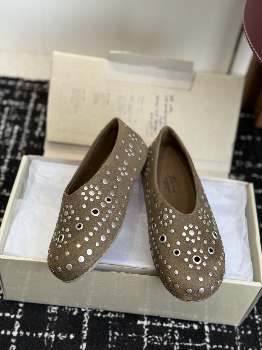 代购级𝐆𝐨𝐥𝐝𝐞𝐧𝐆𝐨𝐨𝐬𝐞新品｜懒人一脚蹬小船鞋GGDB全新Tierra 系列灵感源自威尼斯贡多拉拖鞋