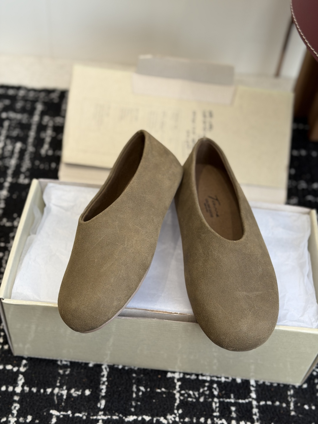 代购级𝐆𝐨𝐥𝐝𝐞𝐧𝐆𝐨𝐨𝐬𝐞新品｜懒人一脚蹬小船鞋GGDB全新Tierra 系列灵感源自威尼斯贡多拉拖鞋