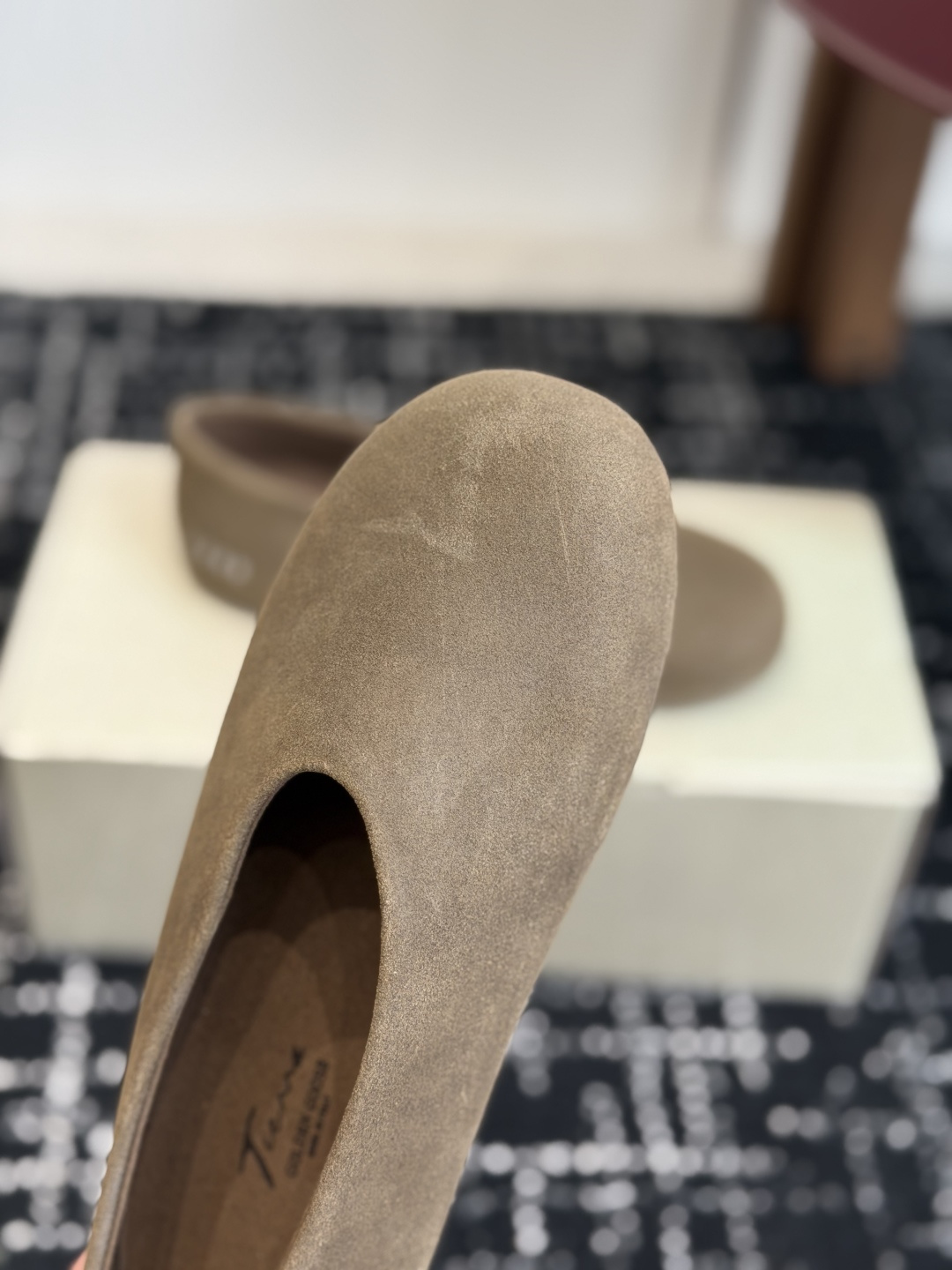 代购级𝐆𝐨𝐥𝐝𝐞𝐧𝐆𝐨𝐨𝐬𝐞新品｜懒人一脚蹬小船鞋GGDB全新Tierra 系列灵感源自威尼斯贡多拉拖鞋