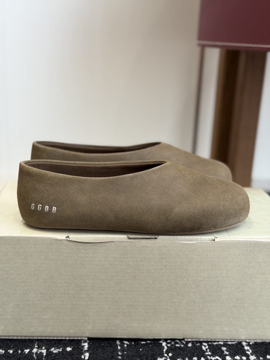 代购级𝐆𝐨𝐥𝐝𝐞𝐧𝐆𝐨𝐨𝐬𝐞新品｜懒人一脚蹬小船鞋GGDB全新Tierra 系列灵感源自威尼斯贡多拉拖鞋