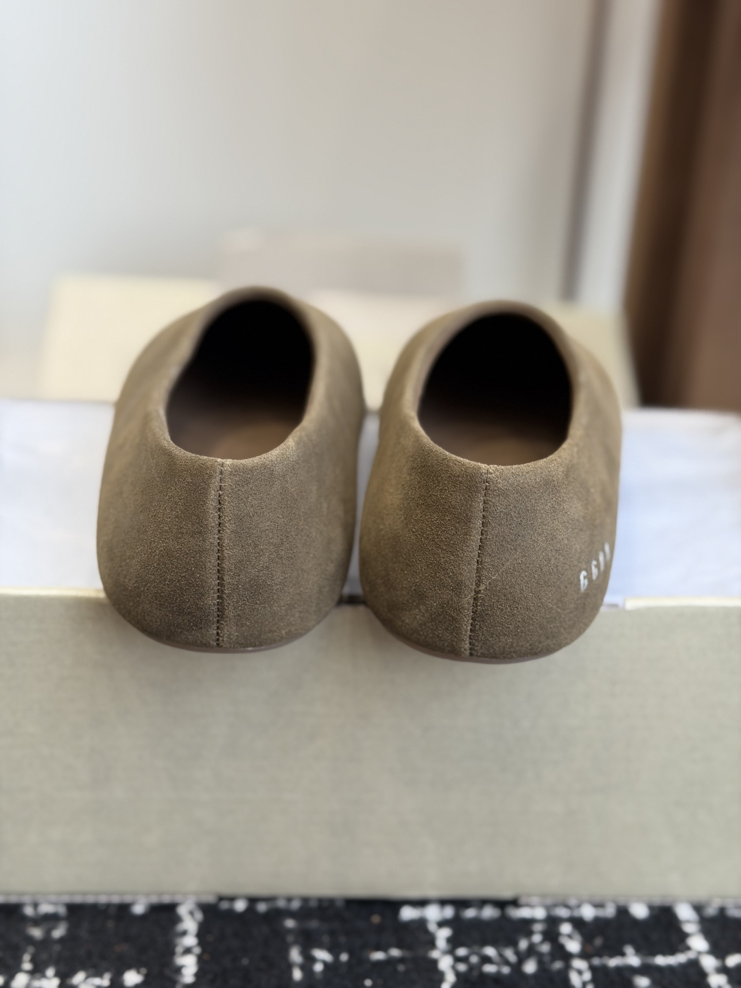 代购级𝐆𝐨𝐥𝐝𝐞𝐧𝐆𝐨𝐨𝐬𝐞新品｜懒人一脚蹬小船鞋GGDB全新Tierra 系列灵感源自威尼斯贡多拉拖鞋