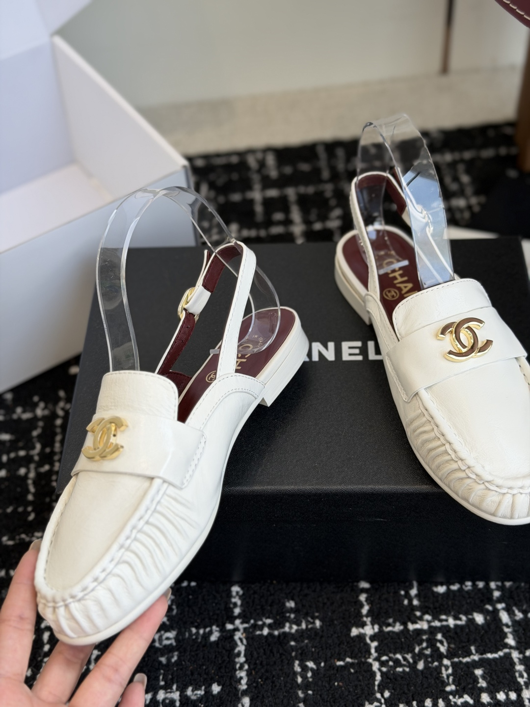 代购级Chanel 26ss 小香 新款 半拖 凉鞋鞋春夏香家必备爆款女神系列，拥有香家特色优雅名媛气质