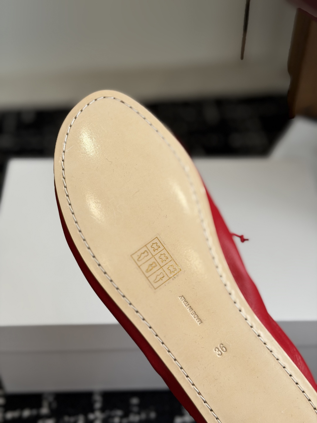东莞代购级the row  26ss 秋冬季新款 蝴蝶结 芭蕾舞 单鞋据说这是本年度最美丽的芭蕾舞 奶奶