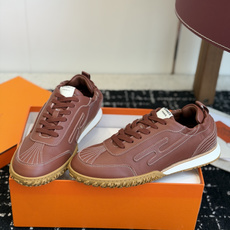 代购级情侣款Hermes26ss爱马仕的jet系列麂皮运动鞋,情侣款 简直就是一年四季日常通勤、休闲时光 代购级情侣款Hermes26ss爱马仕的jet系列麂皮运动鞋,情侣款 简直就是一年四季日常通勤、休闲时光