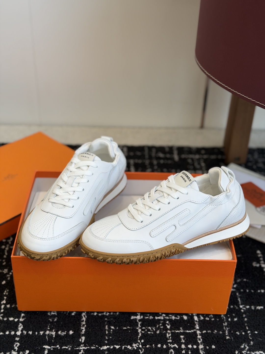 代购级情侣款Hermes26ss爱马仕的jet系列麂皮运动鞋，情侣款 简直就是一年四季日常通勤、休闲时光