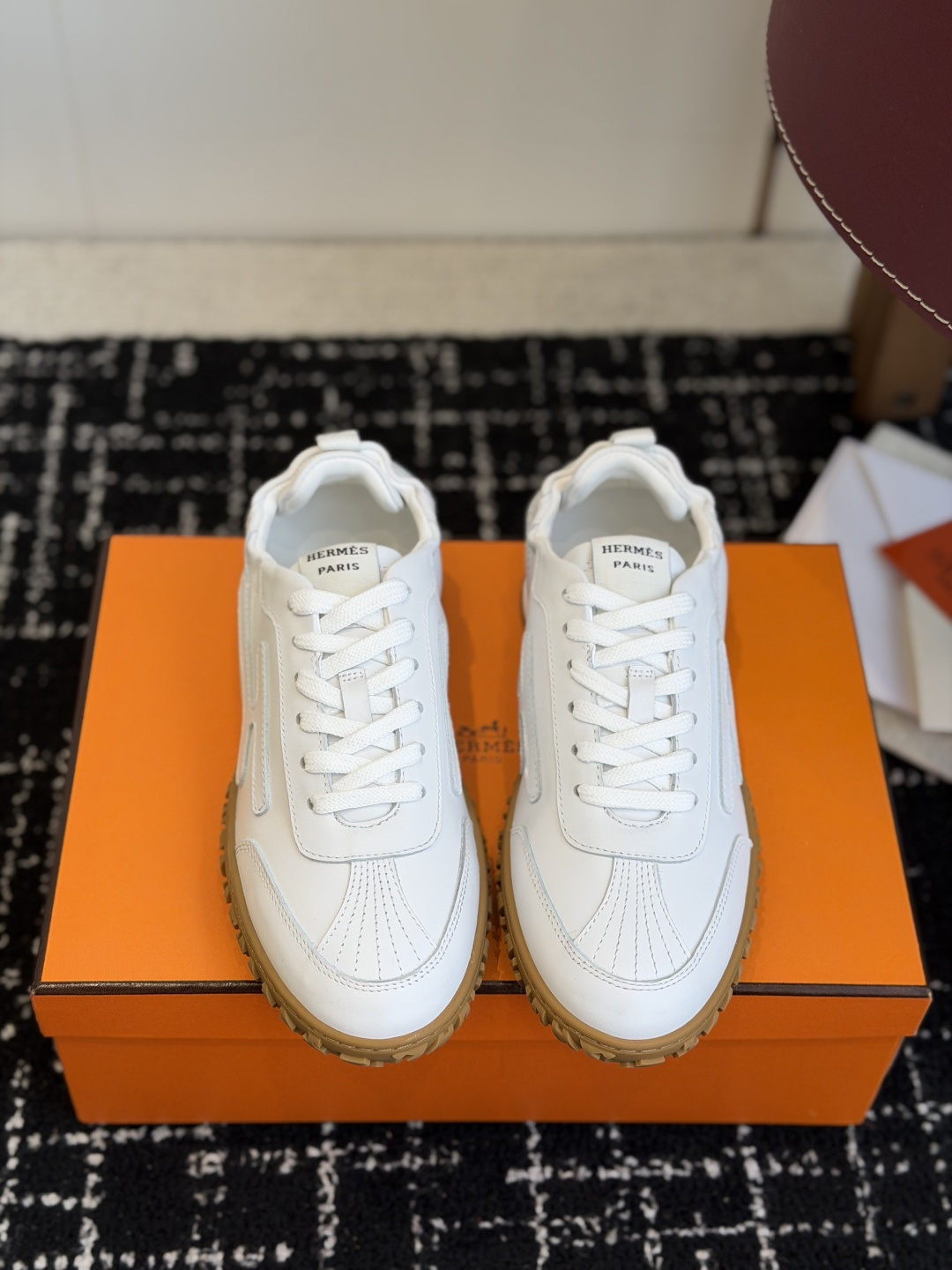 代购级情侣款Hermes26ss爱马仕的jet系列麂皮运动鞋，情侣款 简直就是一年四季日常通勤、休闲时光