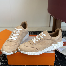 代购级Hermes 情侣款 休闲鞋 爱马仕作为奢侈品牌中的巨头,所出的单品一直备受大家欢迎!男士+10今 代购级Hermes 情侣款 休闲鞋 爱马仕作为奢侈品牌中的巨头,所出的单品一直备受大家欢迎!男士+10今