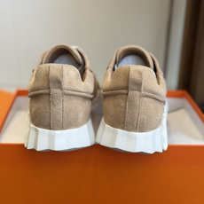 代购级Hermes 情侣款 休闲鞋 爱马仕作为奢侈品牌中的巨头,所出的单品一直备受大家欢迎!男士+10今 代购级Hermes 情侣款 休闲鞋 爱马仕作为奢侈品牌中的巨头,所出的单品一直备受大家欢迎!男士+10今