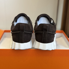 Hermes 情侣款 休闲鞋 爱马仕作为奢侈品牌中的巨头,所出的单品一直备受大家欢迎!男士+10今天这款 Hermes 情侣款 休闲鞋 爱马仕作为奢侈品牌中的巨头,所出的单品一直备受大家欢迎!男士+10今天这款