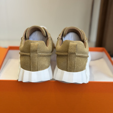 Hermes 情侣款 休闲鞋 爱马仕作为奢侈品牌中的巨头,所出的单品一直备受大家欢迎!男士+10今天这款 Hermes 情侣款 休闲鞋 爱马仕作为奢侈品牌中的巨头,所出的单品一直备受大家欢迎!男士+10今天这款