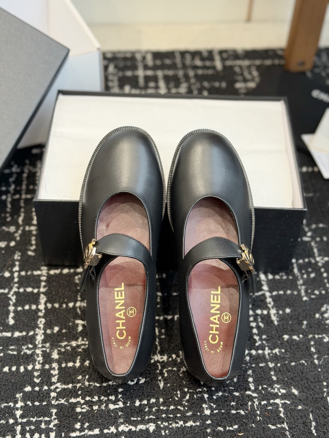 代购级(⚠️官网同步✈️盒包装) Chanel 26ss 小香 新款 玛丽珍 乐福鞋春夏香家必备爆款 女神系列,拥有香家 代购级(⚠️官网同步✈️盒包装) Chanel 26ss 小香 新款 玛丽珍 乐福鞋春夏香家必备爆款 女神系列,拥有香家