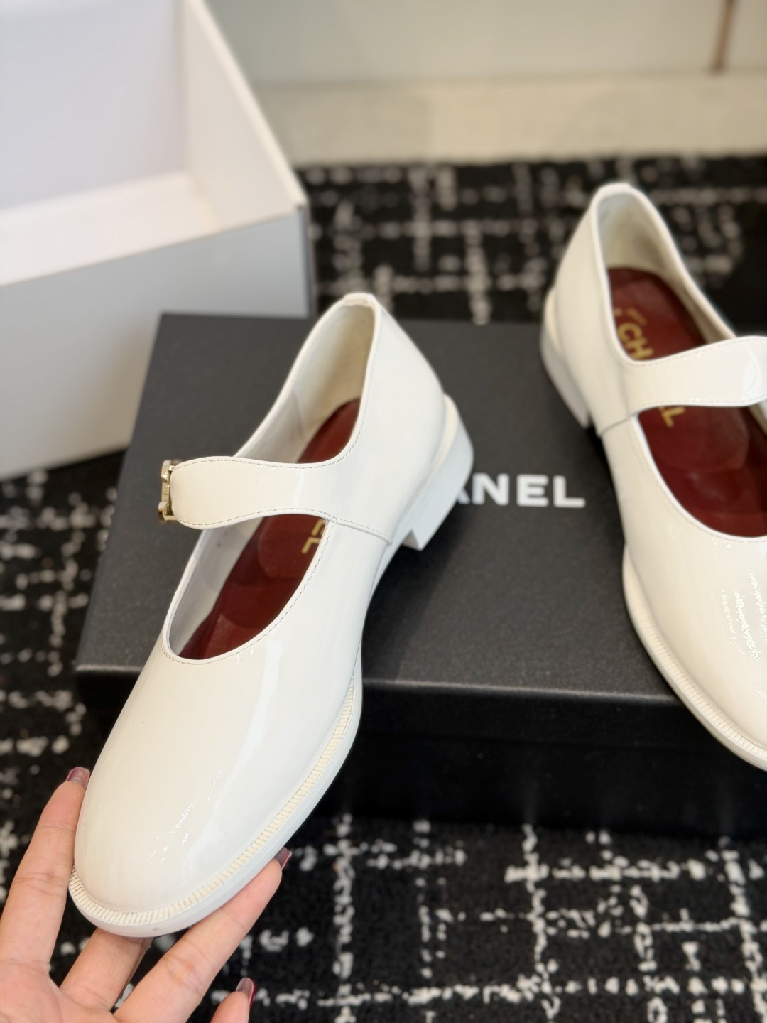 代购级(⚠️官网同步✈️盒包装) Chanel 26ss 小香 新款 玛丽珍 乐福鞋春夏香家必备爆款 女神系列,拥有香家 代购级(⚠️官网同步✈️盒包装) Chanel 26ss 小香 新款 玛丽珍 乐福鞋春夏香家必备爆款 女神系列,拥有香家