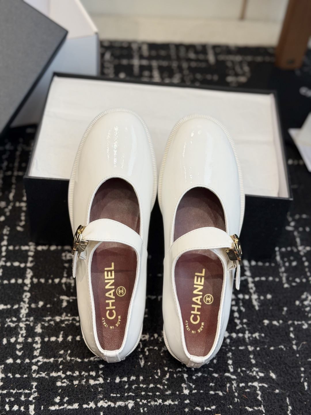代购级(⚠️官网同步✈️盒包装) Chanel 26ss 小香 新款 玛丽珍 乐福鞋春夏香家必备爆款 女神系列,拥有香家 代购级(⚠️官网同步✈️盒包装) Chanel 26ss 小香 新款 玛丽珍 乐福鞋春夏香家必备爆款 女神系列,拥有香家