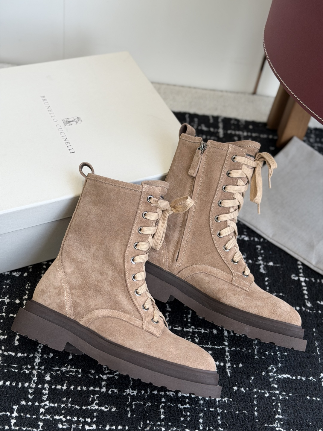 代购级 Brunello Cucineli ss26new arrival~ 布鲁内诺库奇内利|秋冬新款马丁靴 上脚帅气 代购级 Brunello Cucineli ss26new arrival~ 布鲁内诺库奇内利|秋冬新款马丁靴 上脚帅气
