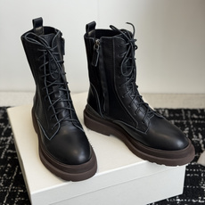 代购级 Brunello Cucineli ss26new arrival~ 布鲁内诺库奇内利|秋冬新款马丁靴 上脚帅气 代购级 Brunello Cucineli ss26new arrival~ 布鲁内诺库奇内利|秋冬新款马丁靴 上脚帅气