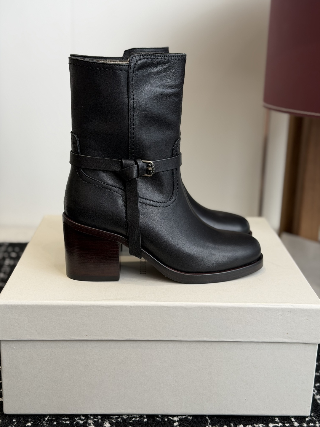 代购级 Brunello Cucineli ss26new arrival~ 布鲁内诺库奇内利|秋冬新款马丁靴 上脚帅气 代购级 Brunello Cucineli ss26new arrival~ 布鲁内诺库奇内利|秋冬新款马丁靴 上脚帅气