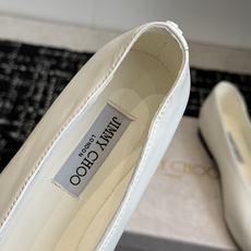 代购级 Jimmy Choo 26ss单鞋 同步专柜 主打精致 舒适度休闲 甜美 无解风都轻松满足 bling 代购级 Jimmy Choo 26ss单鞋 同步专柜 主打精致 舒适度休闲 甜美 无解风都轻松满足 bling