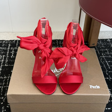 代购级 Christian Louboutin 春夏新款时装走秀芭蕾蝴蝶结高跟单鞋 CL红底永远的YYDS 𝐶ℎ𝑟𝑖𝑠 代购级 Christian Louboutin 春夏新款时装走秀芭蕾蝴蝶结高跟单鞋 CL红底永远的YYDS 𝐶ℎ𝑟𝑖𝑠