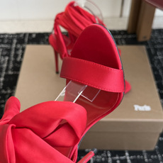 代购级 Christian Louboutin 春夏新款时装走秀芭蕾蝴蝶结高跟单鞋 CL红底永远的YYDS 𝐶ℎ𝑟𝑖𝑠 代购级 Christian Louboutin 春夏新款时装走秀芭蕾蝴蝶结高跟单鞋 CL红底永远的YYDS 𝐶ℎ𝑟𝑖𝑠