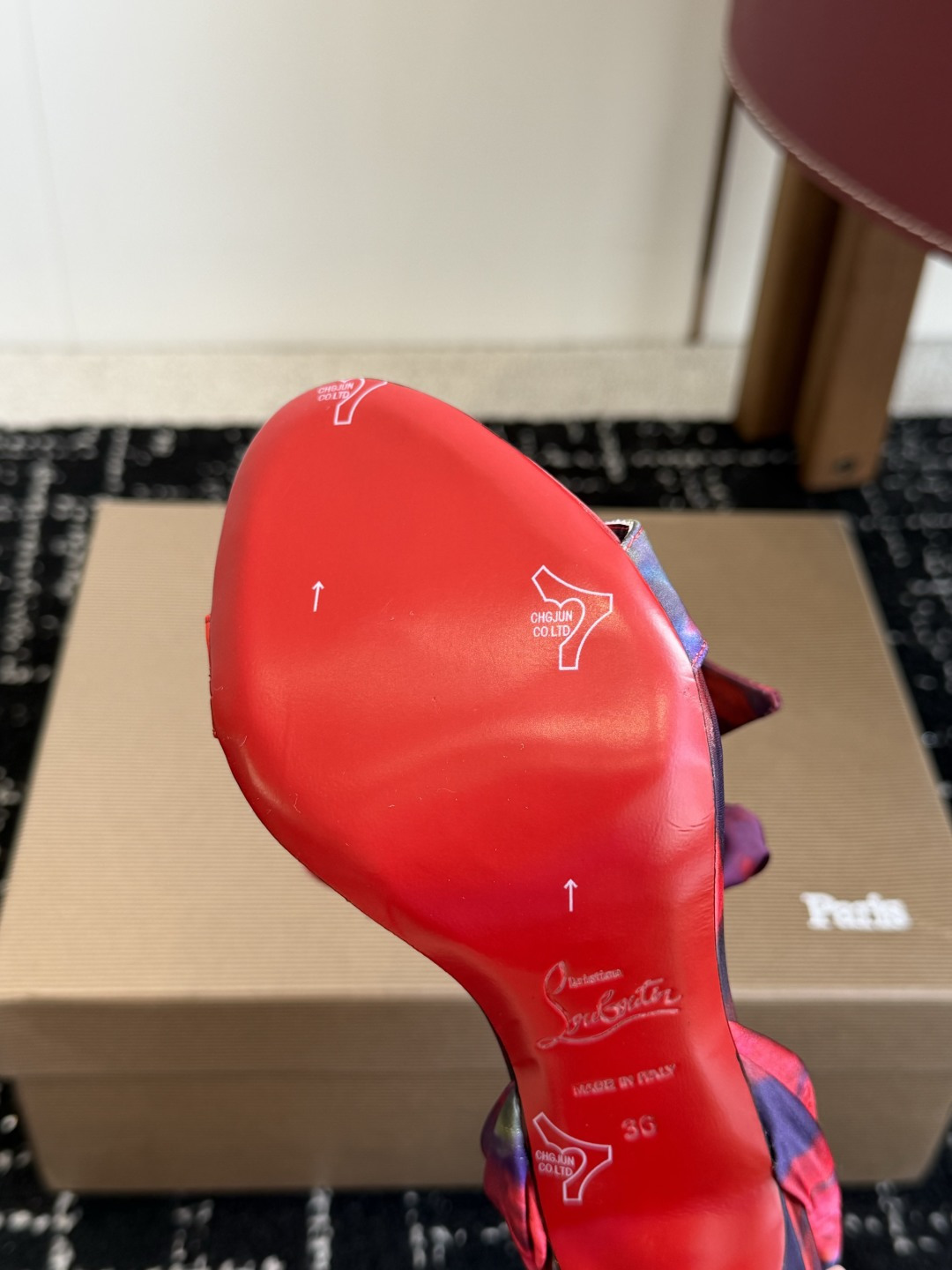 代购级 Christian Louboutin 春夏新款时装走秀芭蕾蝴蝶结高跟单鞋 CL红底永远的YYDS 𝐶ℎ𝑟𝑖𝑠 代购级 Christian Louboutin 春夏新款时装走秀芭蕾蝴蝶结高跟单鞋 CL红底永远的YYDS 𝐶ℎ𝑟𝑖𝑠