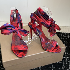 代购级 Christian Louboutin 春夏新款时装走秀芭蕾蝴蝶结高跟单鞋 CL红底永远的YYDS 𝐶ℎ𝑟𝑖𝑠 代购级 Christian Louboutin 春夏新款时装走秀芭蕾蝴蝶结高跟单鞋 CL红底永远的YYDS 𝐶ℎ𝑟𝑖𝑠
