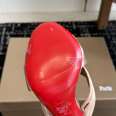 代购级 Christian Louboutin 春夏新款时装走秀芭蕾蝴蝶结高跟凉拖 CL红底永远的YYDS 𝐶ℎ𝑟𝑖𝑠𝑡 代购级 Christian Louboutin 春夏新款时装走秀芭蕾蝴蝶结高跟凉拖 CL红底永远的YYDS 𝐶ℎ𝑟𝑖𝑠𝑡