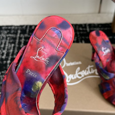 代购级 Christian Louboutin 春夏新款时装走秀芭蕾蝴蝶结高跟凉拖 CL红底永远的YYDS 𝐶ℎ𝑟𝑖𝑠𝑡 代购级 Christian Louboutin 春夏新款时装走秀芭蕾蝴蝶结高跟凉拖 CL红底永远的YYDS 𝐶ℎ𝑟𝑖𝑠𝑡