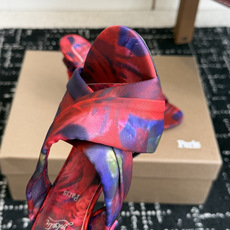 代购级 Christian Louboutin 春夏新款时装走秀芭蕾蝴蝶结高跟凉拖 CL红底永远的YYDS 𝐶ℎ𝑟𝑖𝑠𝑡 代购级 Christian Louboutin 春夏新款时装走秀芭蕾蝴蝶结高跟凉拖 CL红底永远的YYDS 𝐶ℎ𝑟𝑖𝑠𝑡