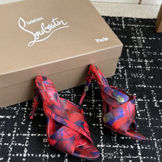 代购级 Christian Louboutin 春夏新款时装走秀芭蕾蝴蝶结高跟凉拖 CL红底永远的YYDS 𝐶ℎ𝑟𝑖𝑠𝑡 代购级 Christian Louboutin 春夏新款时装走秀芭蕾蝴蝶结高跟凉拖 CL红底永远的YYDS 𝐶ℎ𝑟𝑖𝑠𝑡