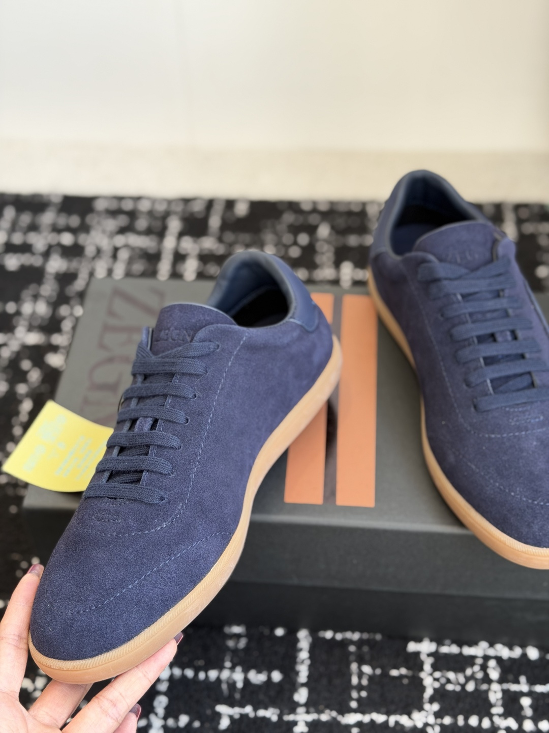 代购级 ZEGNA 杰尼亚 (男款)系列 户外 休闲 运动鞋 吴磊同款 原版购入开发 做货 这款黑色皮革 Triple 代购级 ZEGNA 杰尼亚 (男款)系列 户外 休闲 运动鞋 吴磊同款 原版购入开发 做货 这款黑色皮革 Triple