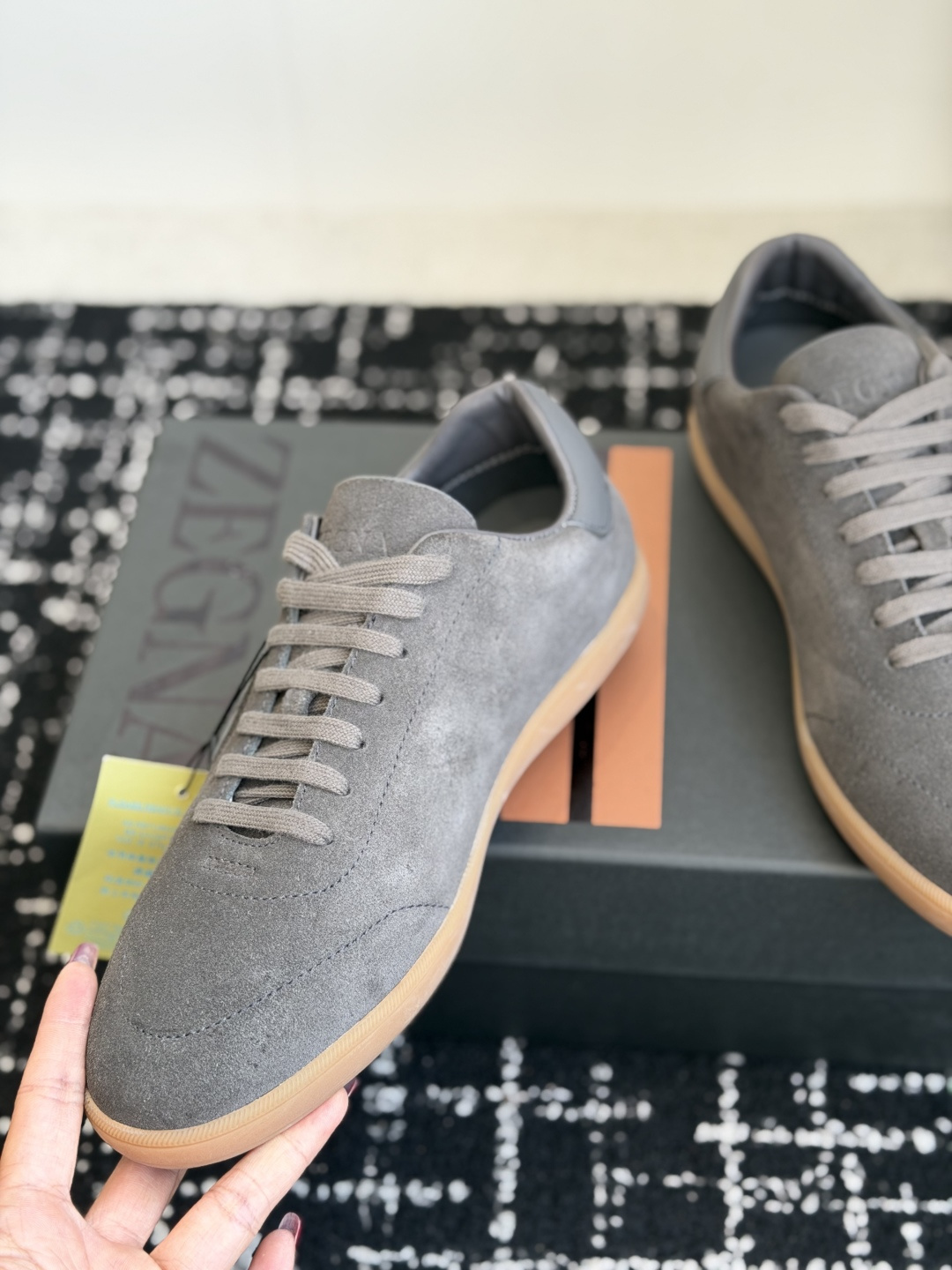 代购级 ZEGNA 杰尼亚 (男款)系列 户外 休闲 运动鞋 吴磊同款 原版购入开发 做货 这款黑色皮革 Triple 代购级 ZEGNA 杰尼亚 (男款)系列 户外 休闲 运动鞋 吴磊同款 原版购入开发 做货 这款黑色皮革 Triple