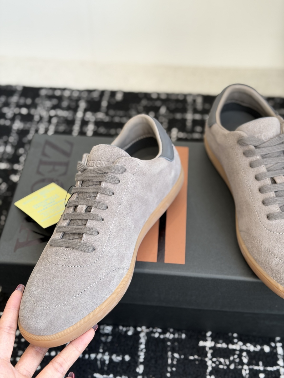 代购级 ZEGNA 杰尼亚 (男款)系列 户外 休闲 运动鞋 吴磊同款 原版购入开发 做货 这款黑色皮革 Triple 代购级 ZEGNA 杰尼亚 (男款)系列 户外 休闲 运动鞋 吴磊同款 原版购入开发 做货 这款黑色皮革 Triple