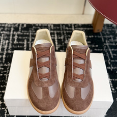 代购级 MaisonMargiela MM6 马吉拉 26新色 情侣款 德训鞋 休闲 运动鞋 原版购入开发 做货 鬼才 代购级 MaisonMargiela MM6 马吉拉 26新色 情侣款 德训鞋 休闲 运动鞋 原版购入开发 做货 鬼才