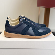 代购级 MaisonMargiela MM6 马吉拉 26新色 情侣款 德训鞋 休闲 运动鞋 原版购入开发 做货 鬼才 代购级 MaisonMargiela MM6 马吉拉 26新色 情侣款 德训鞋 休闲 运动鞋 原版购入开发 做货 鬼才