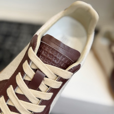 代购级 MaisonMargiela MM6 马吉拉 26新色 情侣款 德训鞋 休闲 运动鞋 原版购入开发 做货 鬼才 代购级 MaisonMargiela MM6 马吉拉 26新色 情侣款 德训鞋 休闲 运动鞋 原版购入开发 做货 鬼才