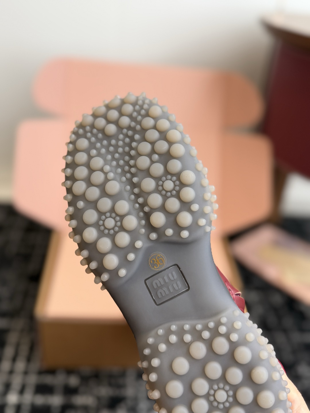 代购级 miu miu 运动休闲靴子弹力靴 26ss 秋冬新连 弹力pu 触感舒适柔软,仿佛第二层肌肤般贴合脚部,柔韧性 代购级 miu miu 运动休闲靴子弹力靴 26ss 秋冬新连 弹力pu 触感舒适柔软,仿佛第二层肌肤般贴合脚部,柔韧性