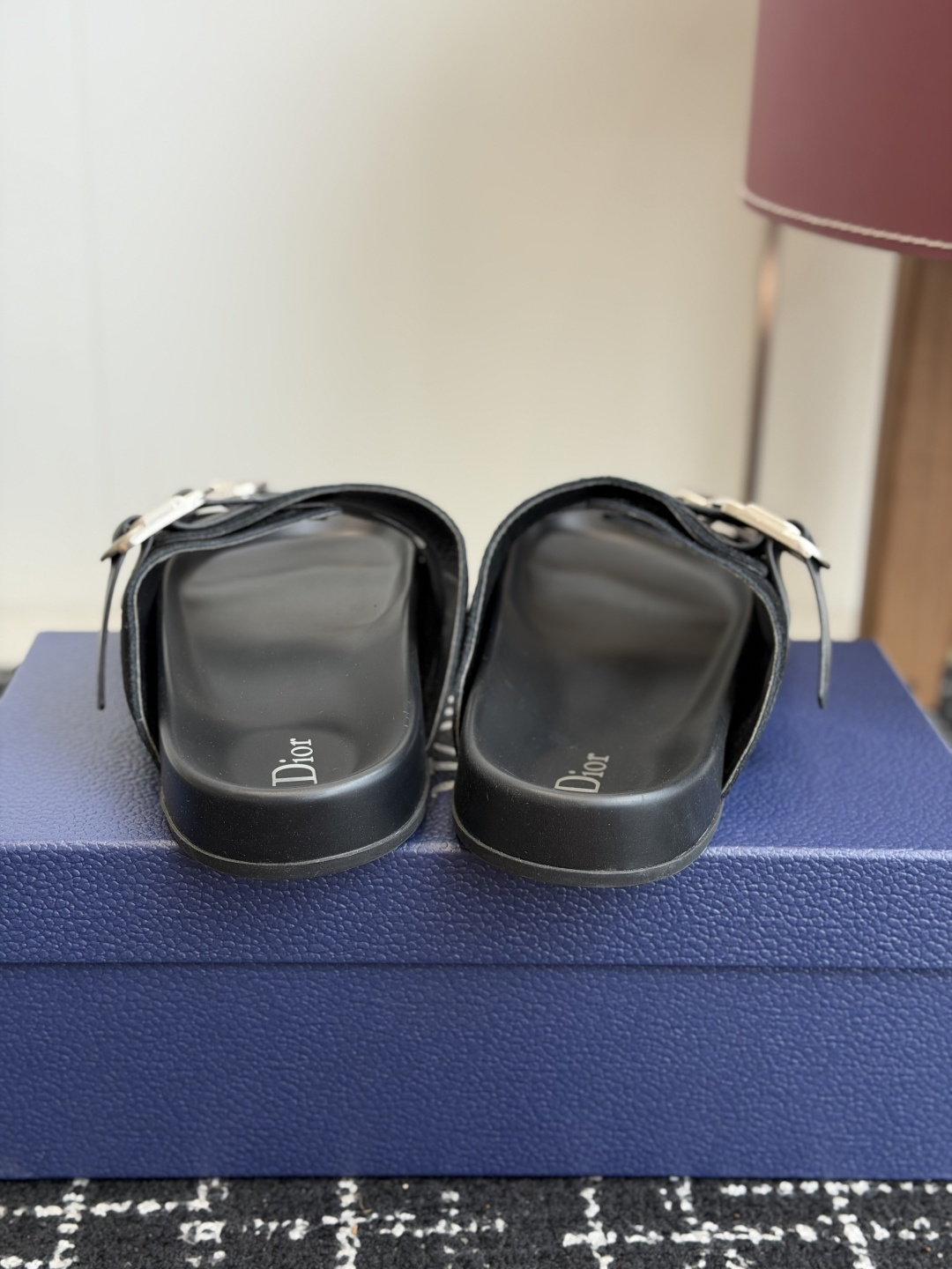 代购级 Dior 25ss 春夏最新款 男士超轻发泡大底 凉拖 夏威夷沙滩运动拖鞋 Angelababy入主迪·奥春 代购级 Dior 25ss 春夏最新款 男士超轻发泡大底 凉拖 夏威夷沙滩运动拖鞋 Angelababy入主迪·奥春