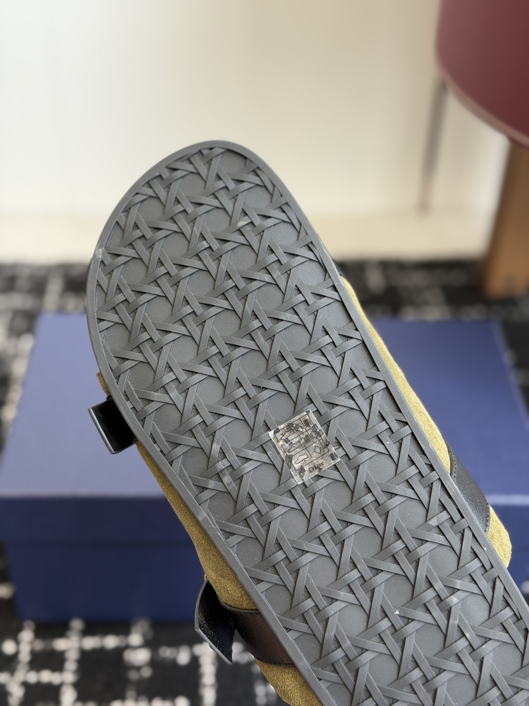 代购级 Dior 25ss 春夏最新款 男士超轻发泡大底 凉拖 夏威夷沙滩运动拖鞋 Angelababy入主迪·奥春 代购级 Dior 25ss 春夏最新款 男士超轻发泡大底 凉拖 夏威夷沙滩运动拖鞋 Angelababy入主迪·奥春