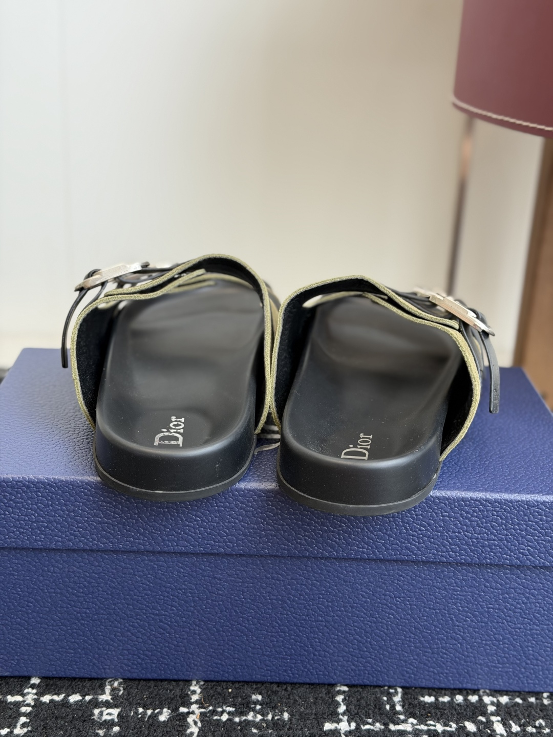 代购级 Dior 25ss 春夏最新款 男士超轻发泡大底 凉拖 夏威夷沙滩运动拖鞋 Angelababy入主迪·奥春 代购级 Dior 25ss 春夏最新款 男士超轻发泡大底 凉拖 夏威夷沙滩运动拖鞋 Angelababy入主迪·奥春