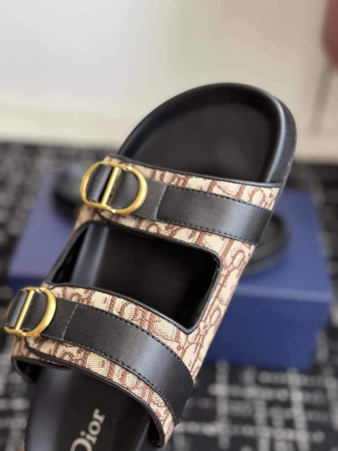 代购级 Dior  25ss 春夏最新款  男士超轻发泡大底 凉拖 夏威夷沙滩运动拖鞋 Angelababy入主迪·奥春