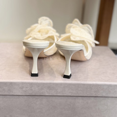 东莞代购级 Jimmy Choo jc 周仰杰 新款蕾丝高跟鞋,这对复古小蕾丝,绝对是鞋柜C位的不二之选!它不只是一 东莞代购级 Jimmy Choo jc 周仰杰 新款蕾丝高跟鞋,这对复古小蕾丝,绝对是鞋柜C位的不二之选!它不只是一