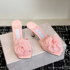 东莞代购级 Jimmy Choo jc 周仰杰 新款蕾丝高跟鞋,这对复古小蕾丝,绝对是鞋柜C位的不二之选!它不只是一 东莞代购级 Jimmy Choo jc 周仰杰 新款蕾丝高跟鞋,这对复古小蕾丝,绝对是鞋柜C位的不二之选!它不只是一