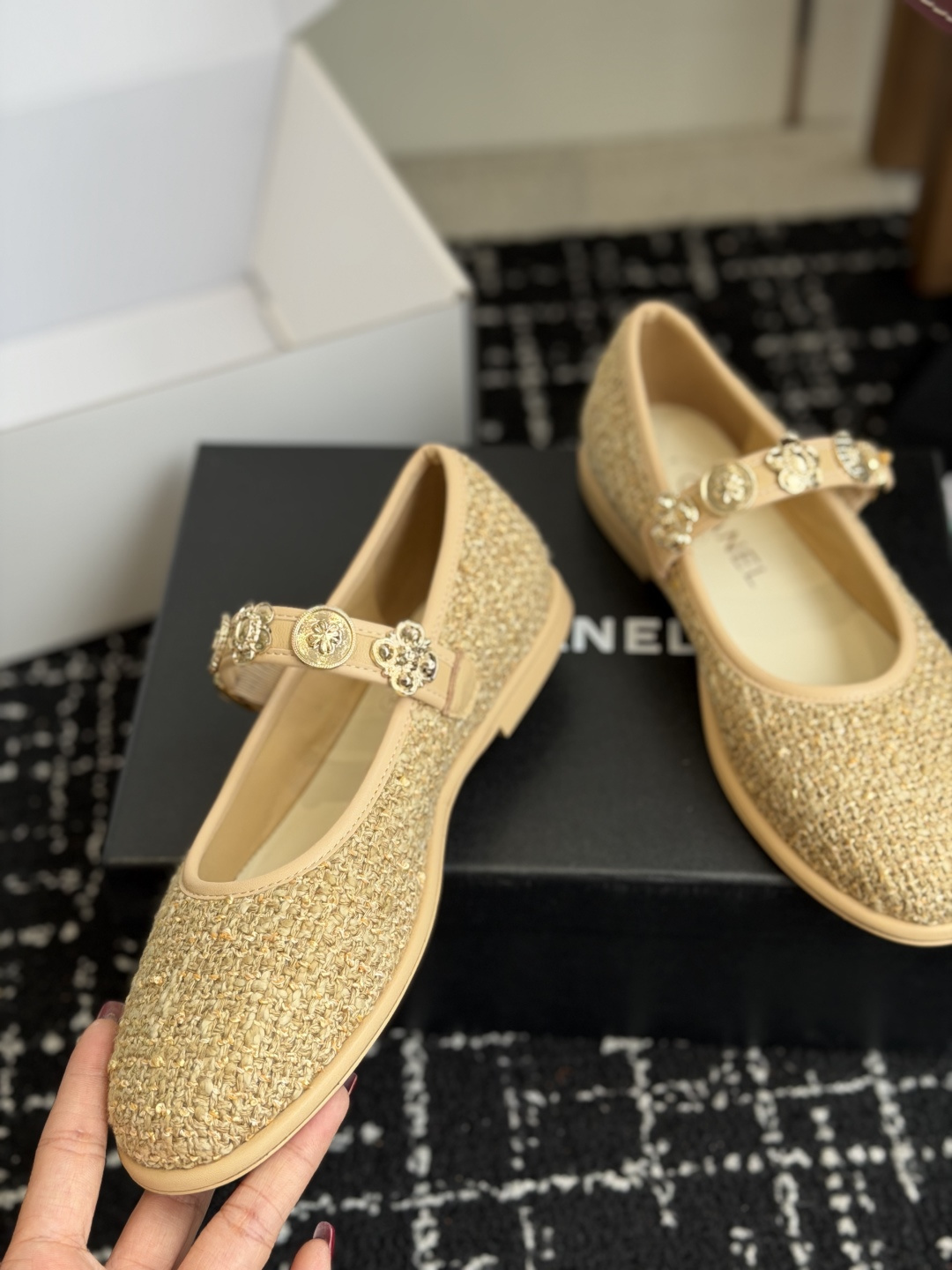 代购级(⚠️官网同步✈️盒包装) Chanel 26ss 小香 新款 硬币花 玛丽珍 乐福鞋春夏香家必备爆款 女神系列, 代购级(⚠️官网同步✈️盒包装) Chanel 26ss 小香 新款 硬币花 玛丽珍 乐福鞋春夏香家必备爆款 女神系列,