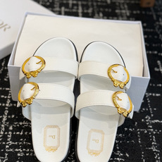代购级 Dior 26ss 春夏最新款 超轻凉拖 夏威夷沙滩运动拖鞋 官顶级品质 抢先登陆 多色开售 码数吻合 配 代购级 Dior 26ss 春夏最新款 超轻凉拖 夏威夷沙滩运动拖鞋 官顶级品质 抢先登陆 多色开售 码数吻合 配