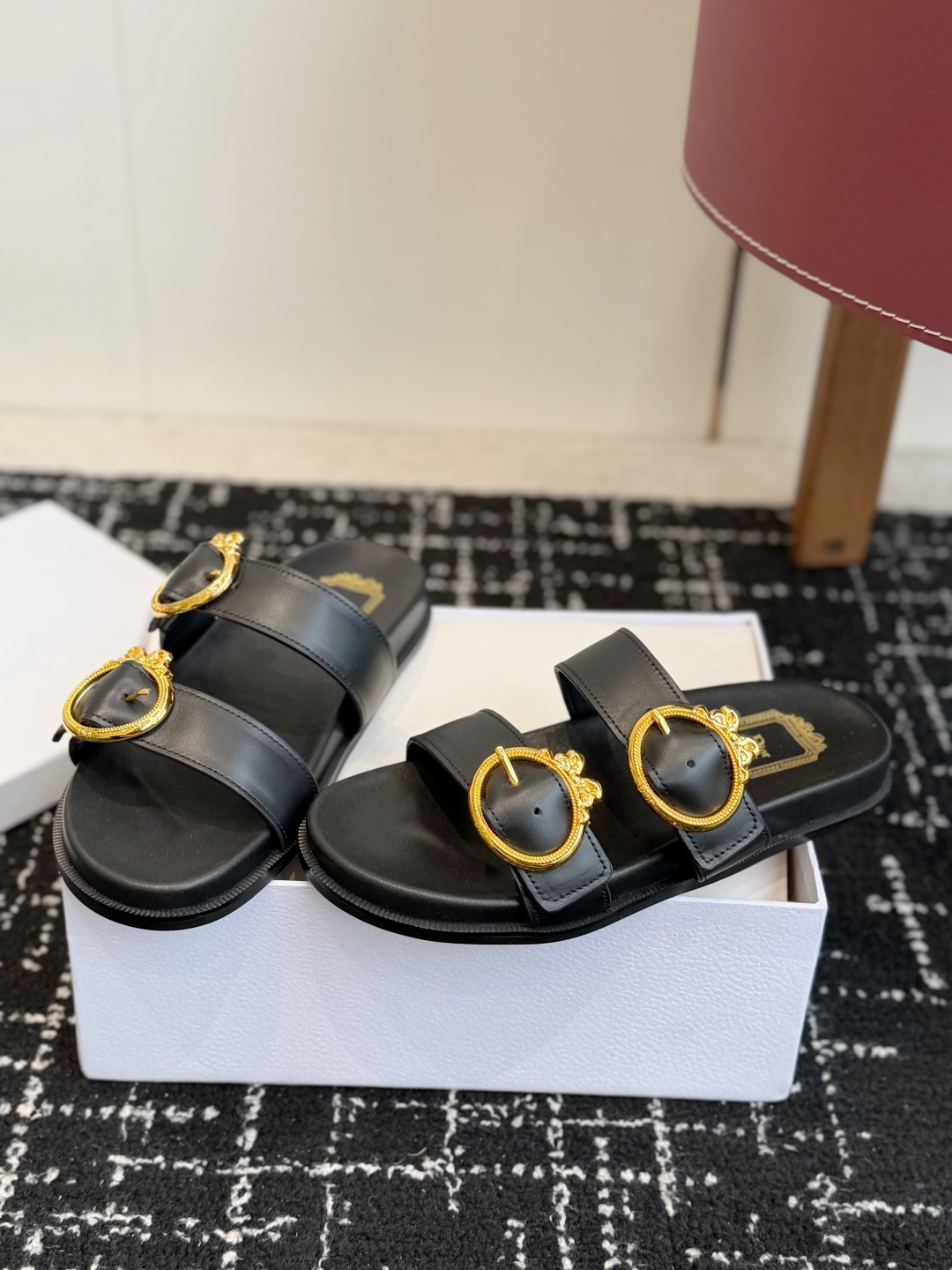 代购级 Dior  26ss 春夏最新款  超轻凉拖 夏威夷沙滩运动拖鞋 官顶级品质  抢先登陆 多色开售 码数吻合 配