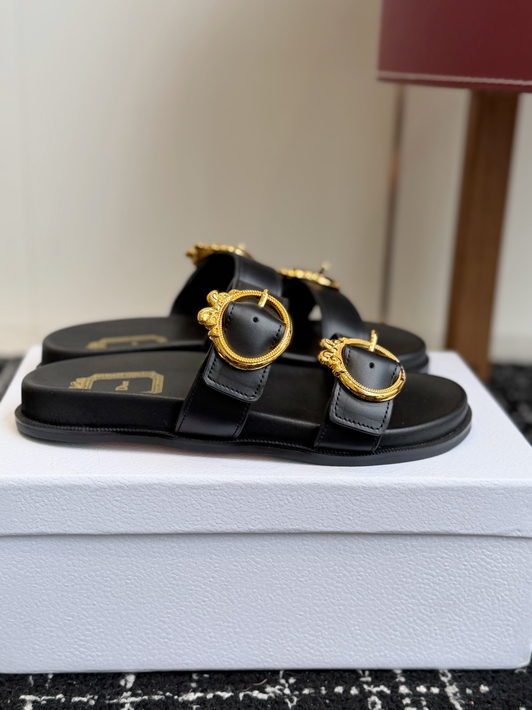 代购级 Dior  26ss 春夏最新款  超轻凉拖 夏威夷沙滩运动拖鞋 官顶级品质  抢先登陆 多色开售 码数吻合 配