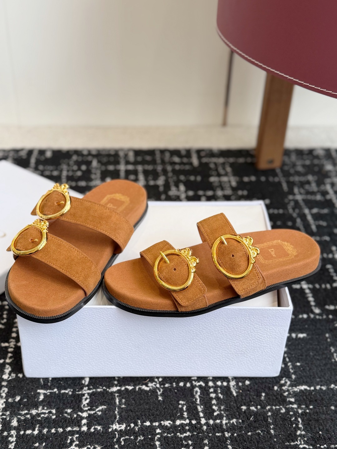代购级 Dior 26ss 春夏最新款 超轻凉拖 夏威夷沙滩运动拖鞋 官顶级品质 抢先登陆 多色开售 码数吻合 配 代购级 Dior 26ss 春夏最新款 超轻凉拖 夏威夷沙滩运动拖鞋 官顶级品质 抢先登陆 多色开售 码数吻合 配