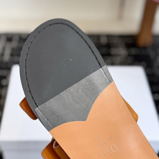 代购级 Dior 26ss 春夏最新款 超轻凉拖 夏威夷沙滩运动拖鞋 官顶级品质 抢先登陆 多色开售 码数吻合 配 代购级 Dior 26ss 春夏最新款 超轻凉拖 夏威夷沙滩运动拖鞋 官顶级品质 抢先登陆 多色开售 码数吻合 配