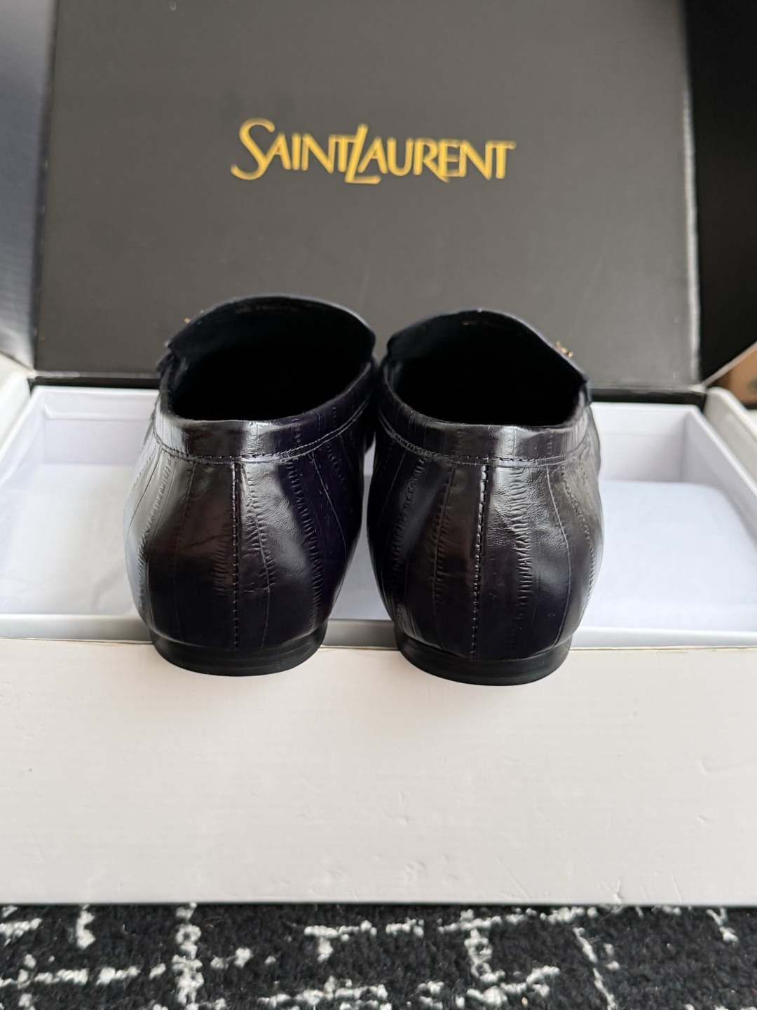 代购级(⚠️官网同步✈️盒包装) YSL Yves Saint Laurent (杨树林)大爆款情侣 樂福鞋小牛皮制造 代购级(⚠️官网同步✈️盒包装) YSL Yves Saint Laurent (杨树林)大爆款情侣 樂福鞋小牛皮制造
