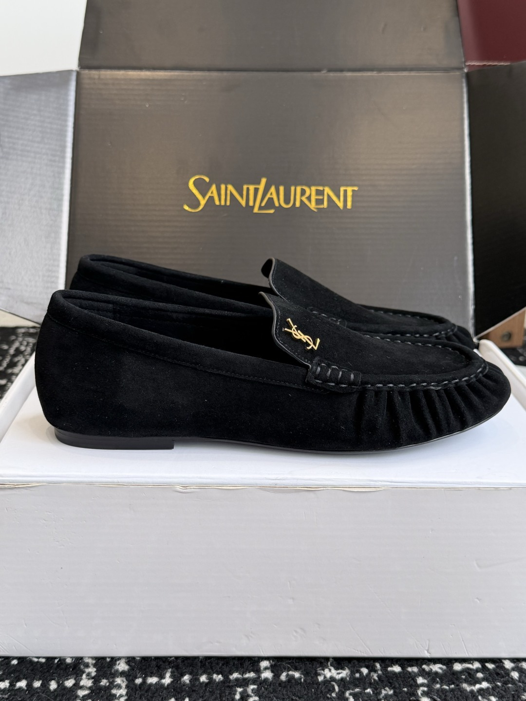 代购级(⚠️官网同步✈️盒包装) YSL Yves Saint Laurent (杨树林)大爆款情侣 樂福鞋小牛皮制造 代购级(⚠️官网同步✈️盒包装) YSL Yves Saint Laurent (杨树林)大爆款情侣 樂福鞋小牛皮制造